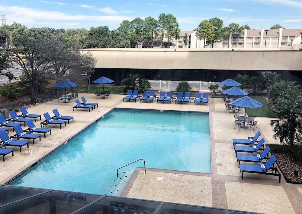 Hotel Hilton Arlington Esterno foto