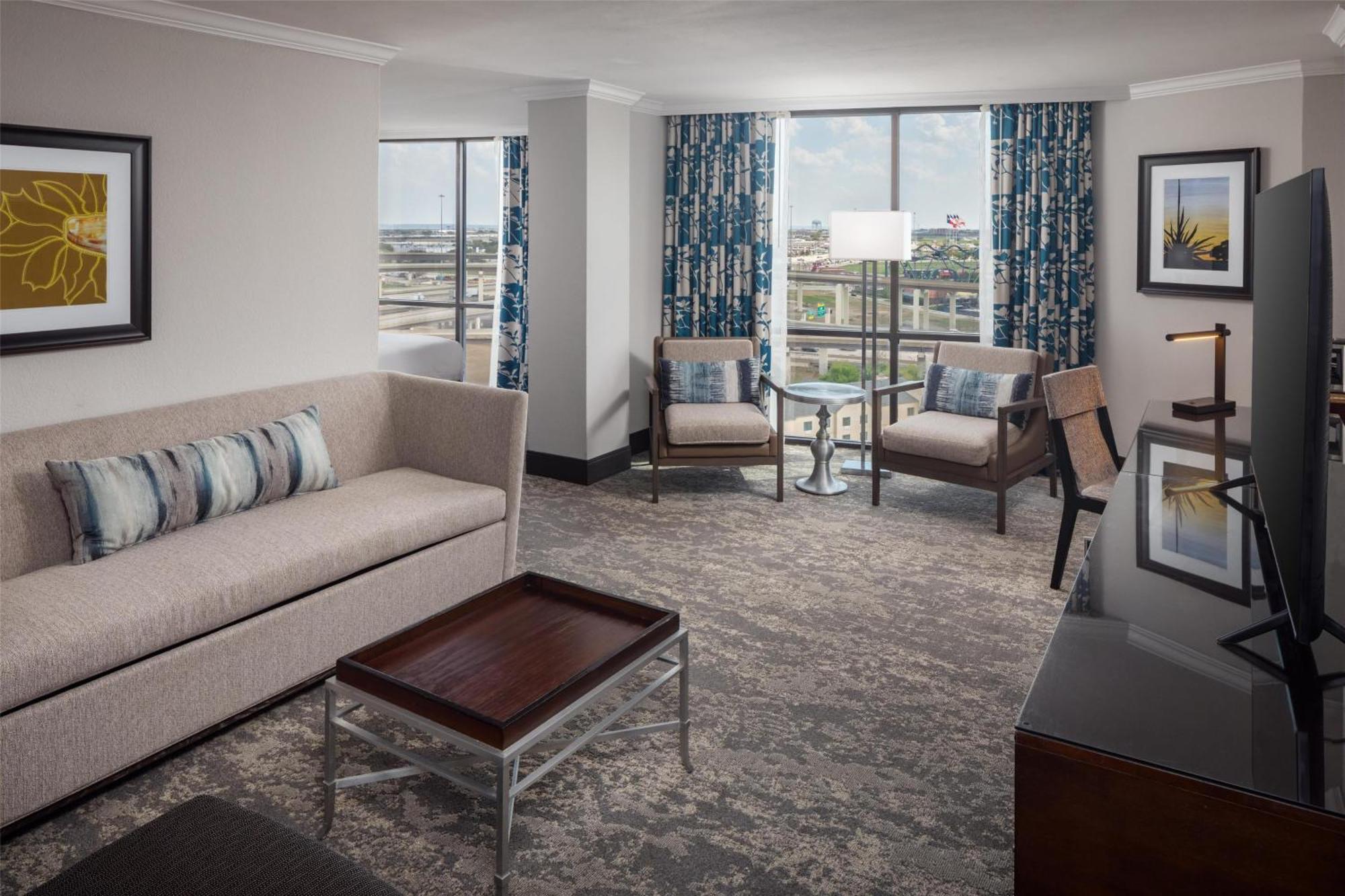 Hotel Hilton Arlington Esterno foto